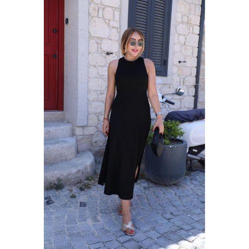 Kadın Omuzlardan Açık Arkadan Toka Detaylı Yırtmaçlı Uzun Viskon Elbise