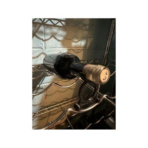 Şarap Şişesi Kaldırıcı (Bu ürün Sadece Plastik parçadır - Almadan Önce Soru Sorabilirsiniz)