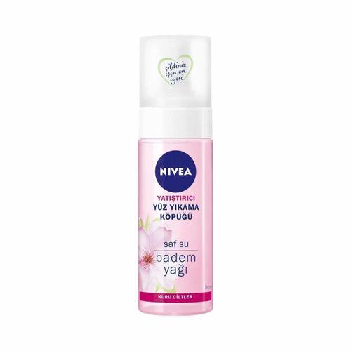 Nivea Badem Yağı Saf Su Yatıştırıcı Yüz Yıkama Köpüğü 150 ML