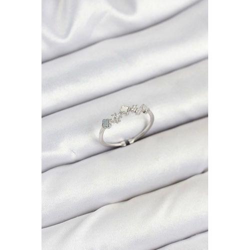 Pirinç Gümüş Renk Minimal Yonca Detaylı Kadın Yüzük