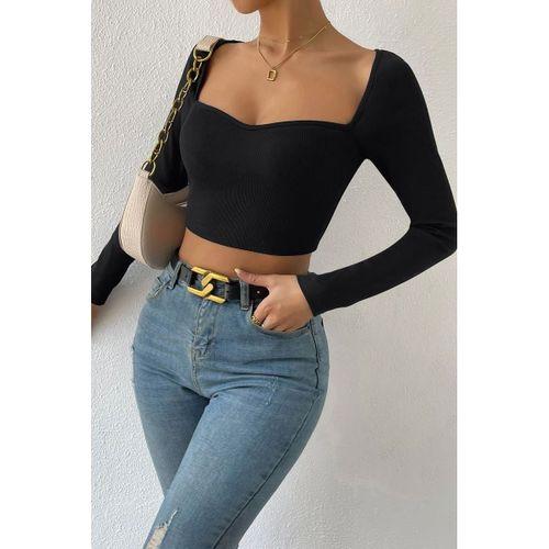 Kadın Siyah Modern Fit Uzun Kol Göğüs Dekolteli Şık Crop Top Bluz
