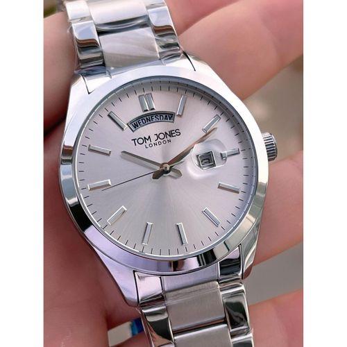 Tom Jones Bileklik Hediyeli Çelik Kordon 3 Atm Suya Dayanıklı 2 Yıl Garantili Erkek Kol Saati 10072.1