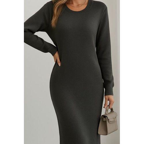 Kadın Uzun Kollu Bisiklet Yaka Yırtmaç Detay Triko Midi Boy Elbise