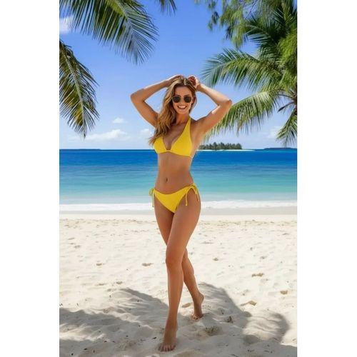 Sarı Üçgen Kesim Bağlamalı Bikini Takımı Ayarlanabilir İpli Alt Üst Esnek Rahat Kadın Mayo Seti