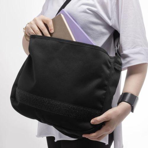 Unisex Black Pink Kalp Logo Baskılı Desenli Postacı Çantası ve Omuz Çantası