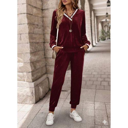 Kadın Uzun Kollu V Yaka Kadife Bluz Ve Pantolon Ikili Takım