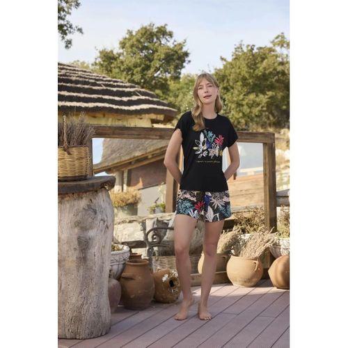 Yaprak Desenli Ve Baskılı "o Segredo E Se Permitir Florescer" Şort Takımı