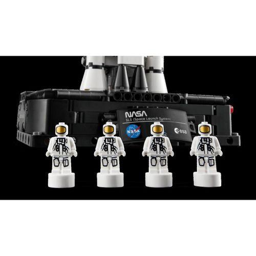 Lego Technic NASA Artemis Uzay Fırlatma Sistemi Roketi 42221