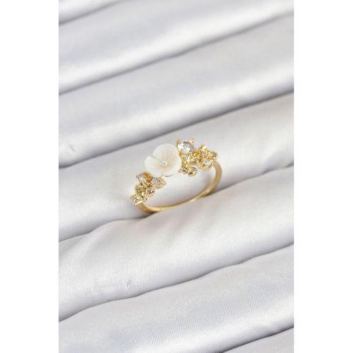 Pirinç Gold Renk Çiçek Model Zirkon Taşlı Kadın Yüzük - TJ-BYK3878