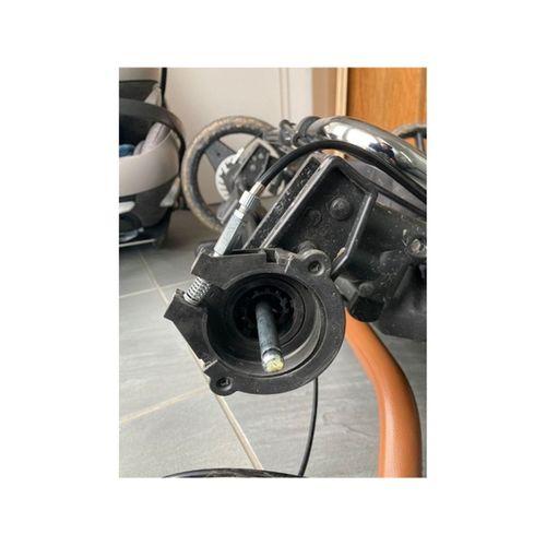 Hartan Bebek Arabası İçin Fren Balatası (Bu ürün Sadece Plastik parçadır - Almadan Önce Soru Sorabilirsiniz)