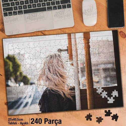 Asil Hobi - San Francisco - Saçları Dağınık Kadın - Yapboz - Ayak Destekli 240 Parça Puzzle