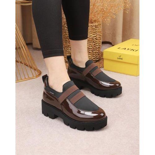 Perra Kadın Kahve Renkli Rugan Deri Lastikli Paraşüt Yürüyüş Ayakkabı