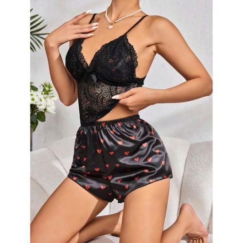 Kadın Siyah Kırmızı Kalp Desenli Saten Şortlu Pijama Takımı
