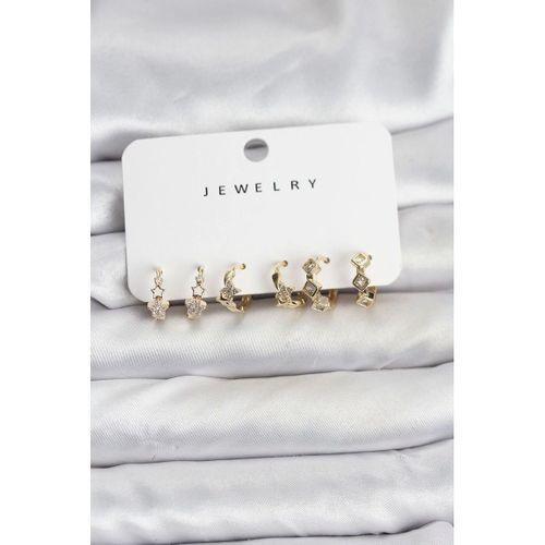 Gold Renk Pirinç Yıldız Modelli Kadın Küpe Seti