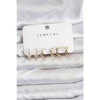 Gold Renk Pirinç Yıldız Modelli Kadın Küpe Seti