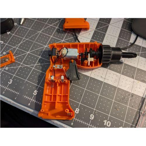 Home Depot Oyuncak Matkap Yedek Mil 3D Baskı (Bu ürün Sadece Plastik parçadır - Almadan Önce Soru Sorabilirsiniz)