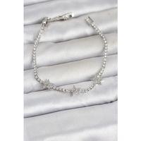 Pirinç Gümüş Renk Minimal Yıldız Model Zirkon Taşlı Su Yolu Kadın Bileklik