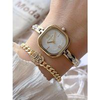 U.S.Polo Assn. İnce Baget Taşlı Özel Tasarım Çelik Kordon 2 Yıl Garantili Kadın Kol Saati U02149.3