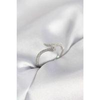 Gümüş Renk Yılan Model Zirkon Taşlı Kadın Yüzük