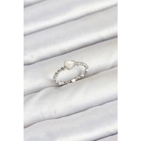 Pirinç Gümüş Renk Kalpli Model Kadın Yüzük