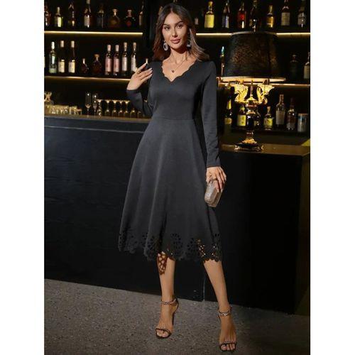 Kadın Uzun Kollu V Yakalı Lazer Kesim Detaylı Midi Ithal Krep Elbise