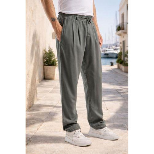 Magnus Tensel Kumaş Relaxed Fit Beli Lastikli Yazlık Erkek Pantolon - Çam Yeşili