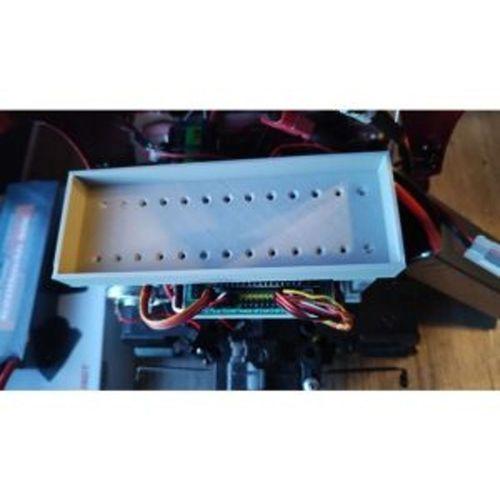 - Tamiya Kamyonu için Pil Kutusu (Bu ürün Sadece Plastik parçadır - Almadan Önce Soru Sorabilirsiniz)