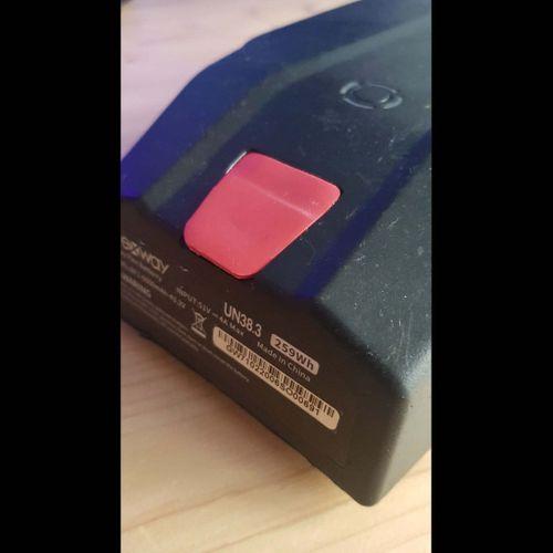 Dışarıda Flex Pil Konektörü Kapağı - 5142708