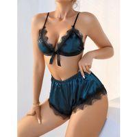 Lacivert Dantel İşlemeli Desteksiz Sütyenli Saten Şortlu Takım