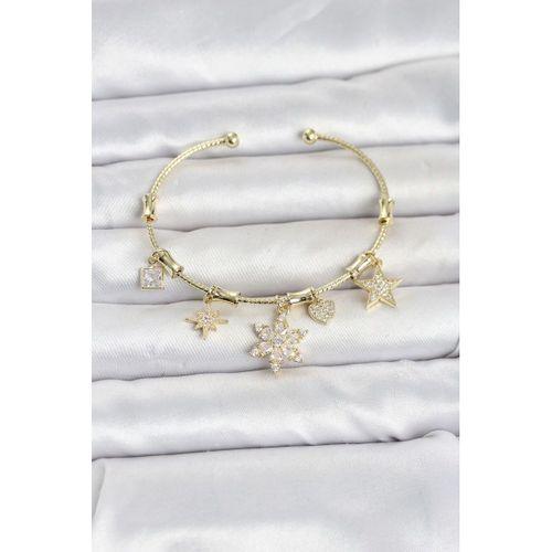 Pirinç Gold Renk Lotus Detay Charmlı Kadın Bileklik