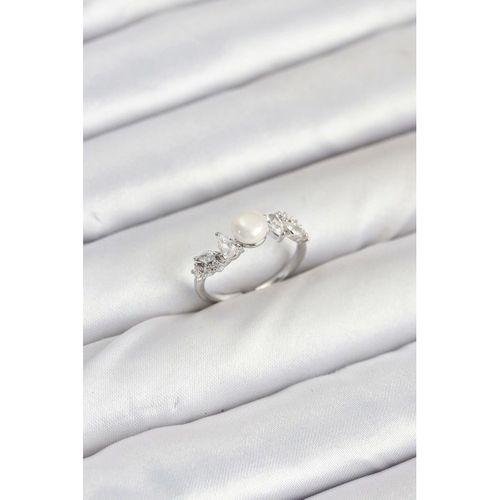 Pirinç Gümüş Renk Zirkon Taşlı İncili Model Kadın Yüzük