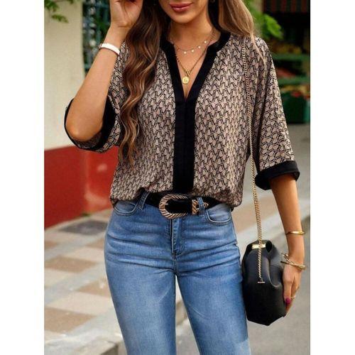 Kadın Kısa Kollu önden şerit Detaylı Desenli Sandy Bluz