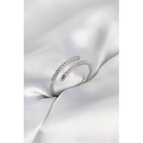 Gümüş Renk Yılan Kuyruk Model Zirkon Taşlı Kadın Yüzük