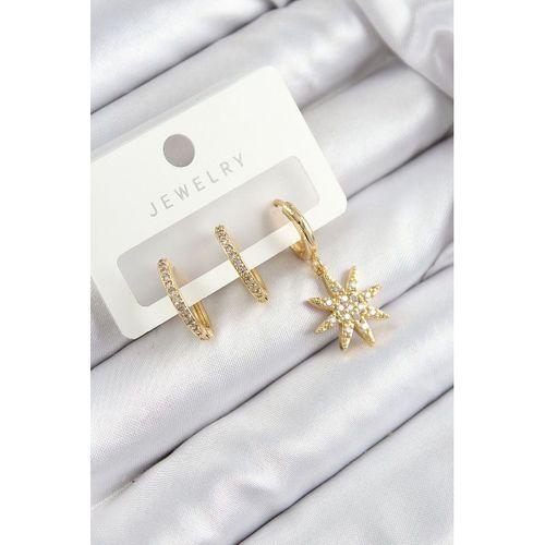 Pirinç Zirkon Taşlı Kutup Yıldızı Model Gold Renk 3'lü Set Kadın Küpe
