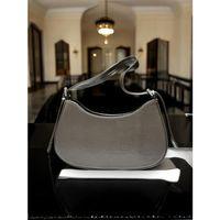 VELSE Suni Deri Bayan Omuz Çantası VS.BLKT.0281