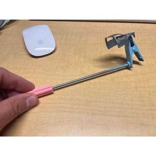 Yaylı Klips Boyama Tutacağı Sapı 3D Baskı (Bu ürün Sadece Plastik parçadır - Almadan Önce Soru Sorabilirsiniz)