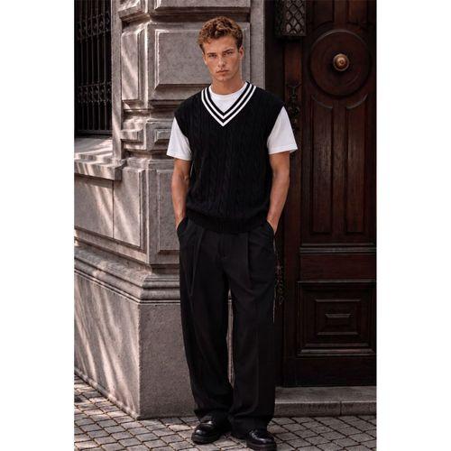 Oxford Relaxed Fit Şerit Yakalı Saç Örgülü V Yaka Erkek Triko Süveter - Siyah