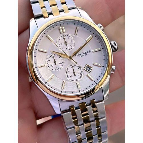 Tom Jones Bileklik Hediyeli Çelik Kordon 3 Atm Suya Dayanıklı 2 Yıl Garantili Erkek Kol Saati 10080.4
