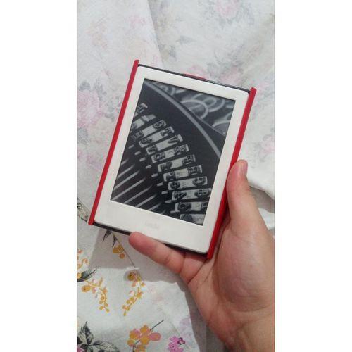 Kindle 8G Kayan Kapak - SY69JL - 5112307