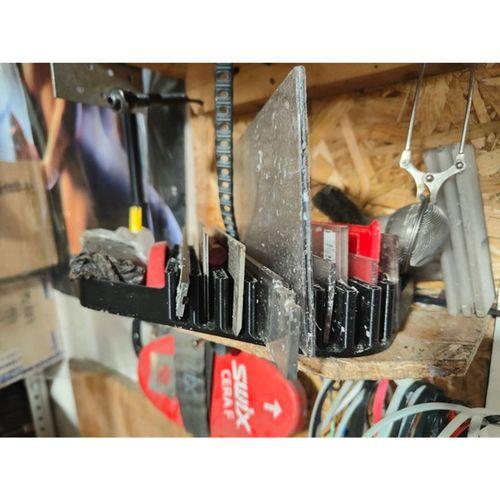 Kayak Kazıyıcı Dosya Standı (Bu ürün Sadece Plastik parçadır - Almadan Önce Soru Sorabilirsiniz)
