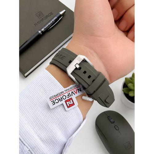 Naviforce Silokon Kordon Dijital & Analoğ Mekanizma Bileklik Hediyeli 3 ATM Erkek Kol Saati NF9264.3