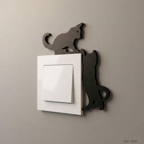 İki Kedi Figürlü Anahtar Priz Dekoru