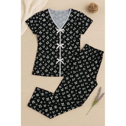 Kadın Siyah Beyaz Kalp Desenli Kısa Kollu Şık Pijama Takımı