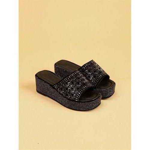 LUXLORA Işıltılı Taş Detaylı Platin Kadın Platform Terlik