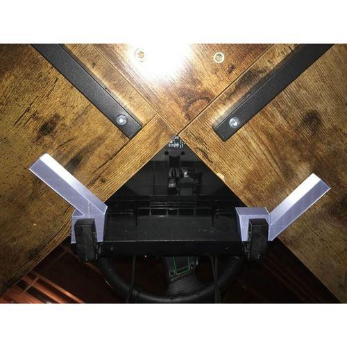 Logitech L Şekil Masa Adaptörü (Bu ürün Sadece Plastik parçadır - Almadan Önce Soru Sorabilirsiniz)