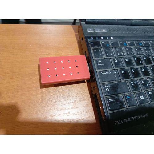 "Ultra İnce USB M2 SSD HDD Kapağı - 6899003: Verilerinizi Güvende Tutmanın Şık Yolu!"