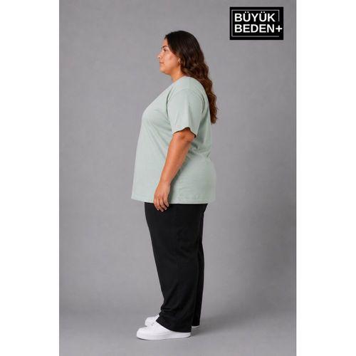 Süperlife Büyük Beden Kadın V Yaka Pamuklu Basic Tişört Lacivert 3XL-6XL SPR26BTSK509