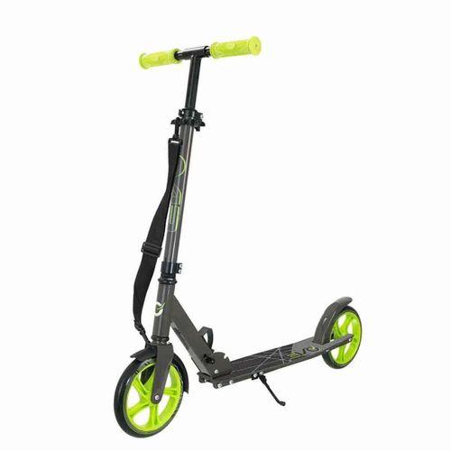 Denge Becerisini Artıran Yeşil Renkli 2 Teker Scooter