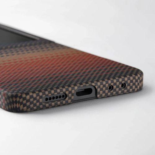 Galaxy Z Flip 7 Kılıf M-safe Şarj Özellikli Aramid Fiber Pitaka Tactile Woven Sunset-Moonrise Serisi Kapak