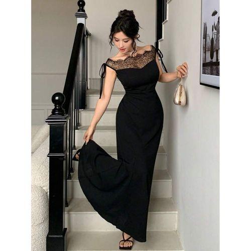 Kadın Göğüs Ve Yakası Dantel Detaylı Kayık Yaka Görünümlü Uzun Ithal Krep Elbise